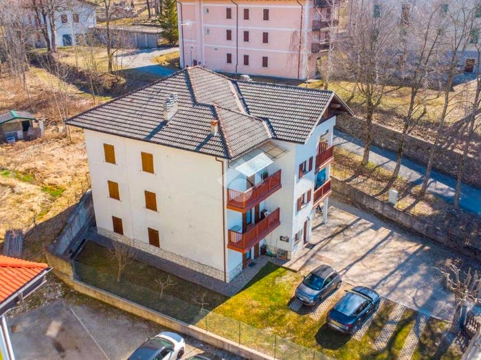 Casa quadrilocale in vendita in Frazione Gionghi, Chiesa, Lavarone
