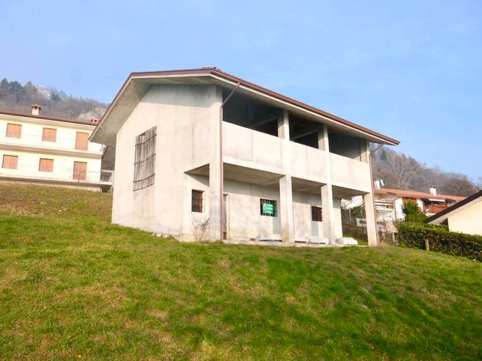 Casa con 5 locali in vendita in Centro, Clauzetto