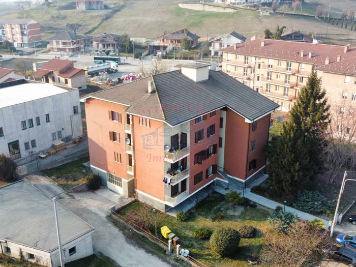 Appartamento quadrilocale in vendita in Via Abletti, Castagnole delle Lanze