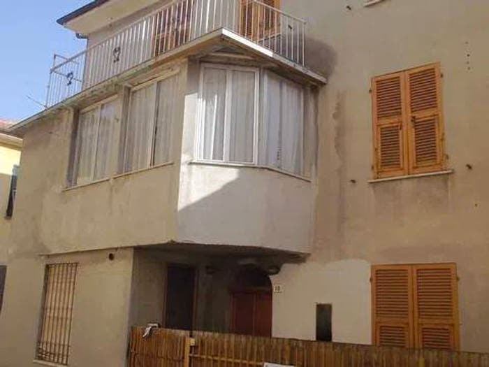 Casa con 6 locali in vendita in Via Santuario Cà Del Bello No Number, Borghetto di Borbera
