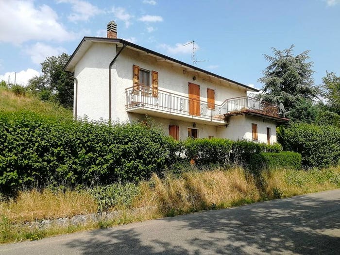 Casa quadrilocale in vendita in Via San Martino, Carpineti