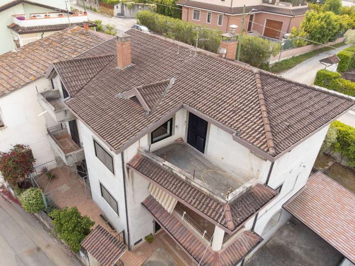 Casa con 6 locali in vendita in Centro, Sant'Angelo a Cupolo