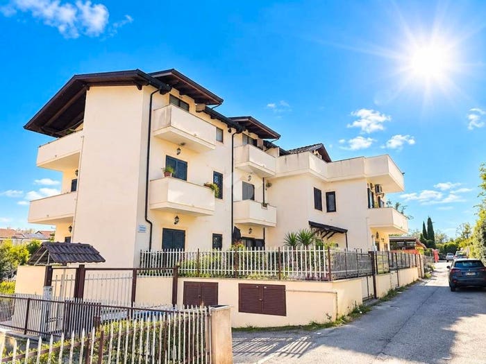 Appartamento trilocale in vendita in Via Guado Santa Maria, Centro, Cassino