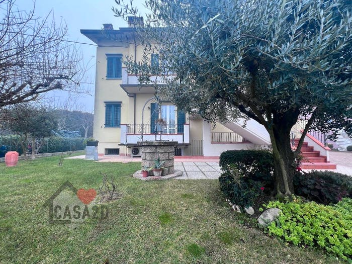 Casa con 6 locali in vendita in Via Santa Croce, Santa Maria Nuova, Bertinoro