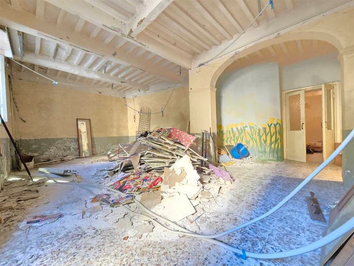 Casa con 6 locali in vendita in Camaiore Paese, Camaiore