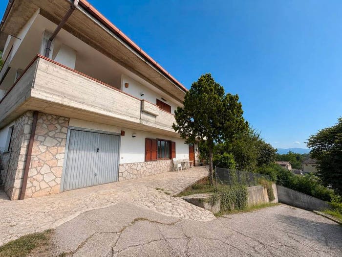 Casa con 5 locali in vendita in Via del Castello, Centro, Cantalice