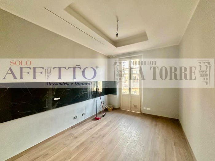 Appartamento trilocale in vendita in Via Tiziano Vecellio, Borgo Rovereto Piscina, Alessandria