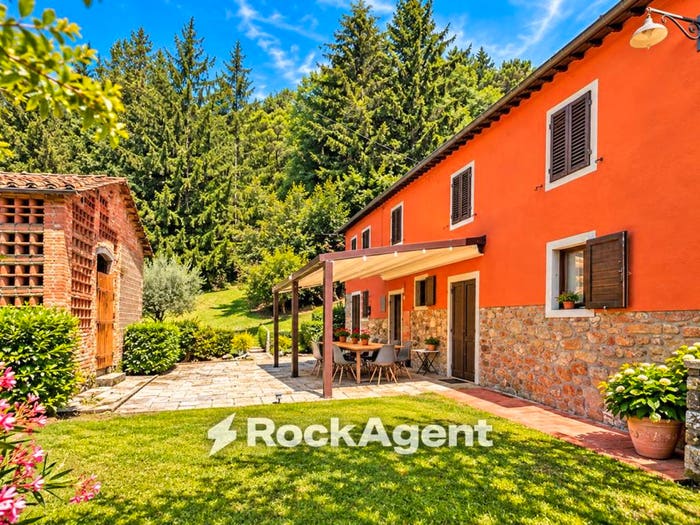Casa con 6 locali in vendita in Via di Medicina, Castelli Pescia Nord, Pescia