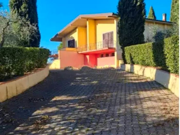 Casa con 6 locali in vendita in Via Orme, Montespertoli