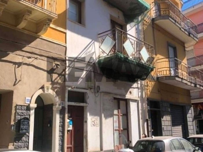 Casa trilocale in vendita in Via Archimede, Centro, Misterbianco