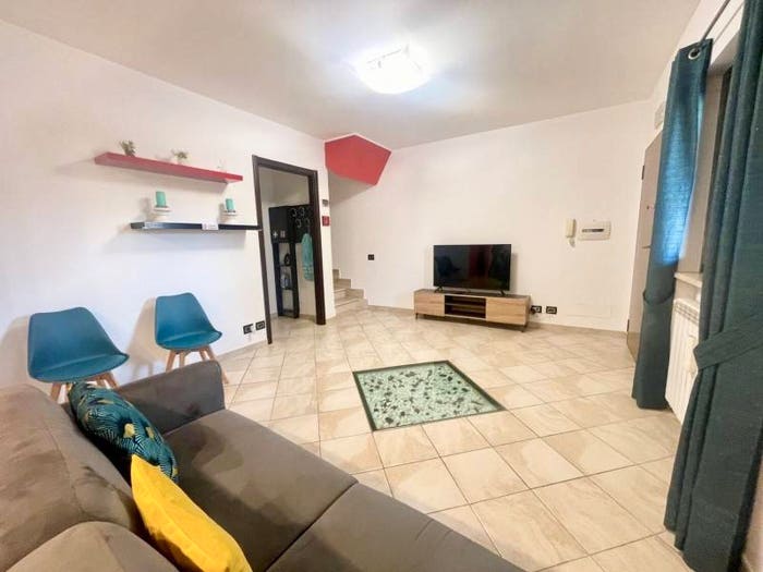 Casa quadrilocale in vendita in Via Ienne, Villa Claudia, Anzio
