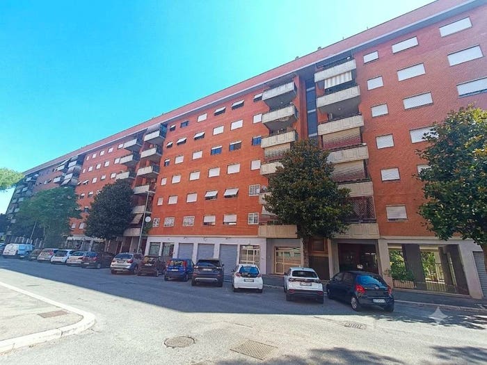 Appartamento trilocale in vendita in Via Tina Pica, Fidene, Roma