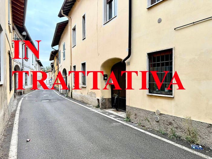 Appartamento bilocale in vendita in Via Don Sebastiano Colleoni, Robbiate