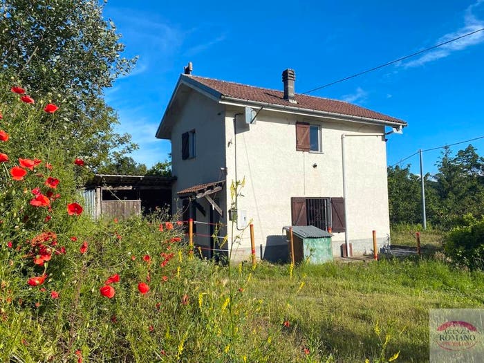 Casa con 5 locali in vendita in Via Sbernera, Mioglia