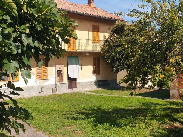 Casa con 6 locali in vendita in Vicolo Lombardia, Centro, Murisengo Monferrato
