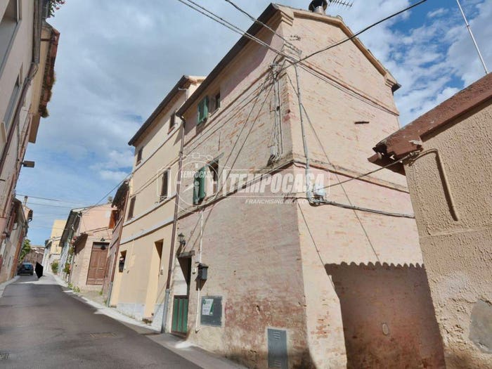 Casa trilocale in vendita in Via San Marcello, Centro, Montefano