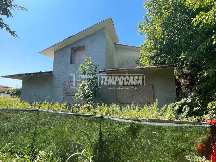 Casa con 6 locali in vendita in Via Pietro Baiardo, Roncalceci Longana, Ravenna