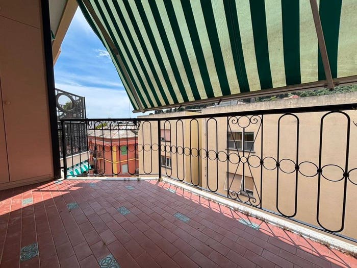 Appartamento quadrilocale in vendita in Via Neghelli, Fenarina Via Neghelli Collina di Ponente, Alassio