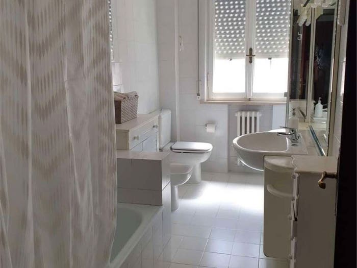 Appartamento quadrilocale in vendita in VIA PODESTI, Capodimonte, Ancona