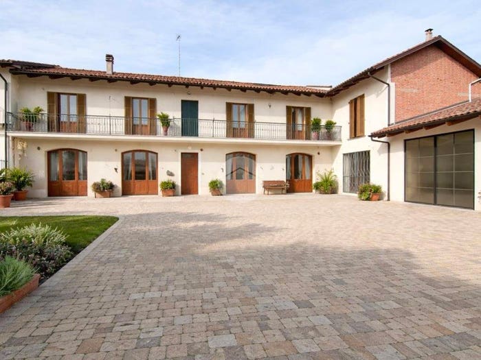 Casa con 6 locali in vendita in Frazione S Giacomo, Montaldo Roero