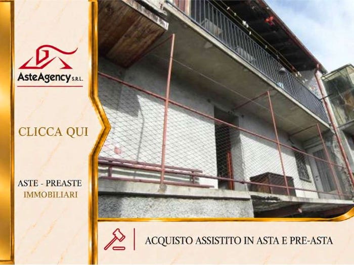 Casa trilocale in vendita in Via Dante Alighieri, Maccagno, Maccagno con Pino e Veddasca
