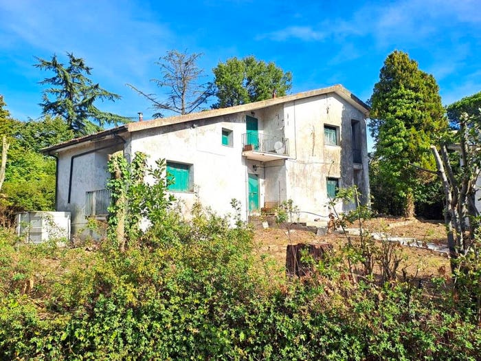 Casa trilocale in vendita in Strada Comunale di Pian Porcino, Santo Sisino, Rignano Flaminio