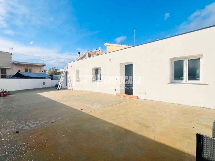 Casa trilocale in vendita in Via Ezio Maroncelli, Boccelle, Civitavecchia