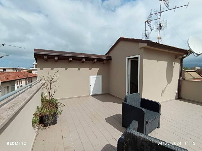 Casa quadrilocale in vendita in corso Garibaldi, Centro, Viareggio