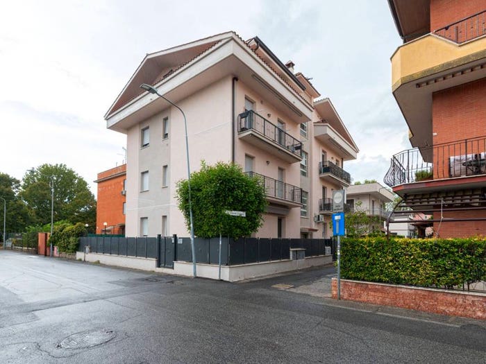 Appartamento trilocale in affitto in Via Monti Cimini, Monterotondo Scalo, Monterotondo