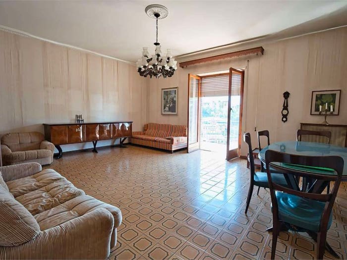 Appartamento quadrilocale in vendita in Via Fosse Ardeatine, Centro, Frosinone