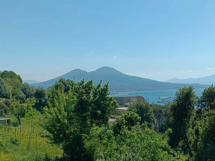 Casa con 6 locali in vendita in Salita Petraio, Vomero, Napoli