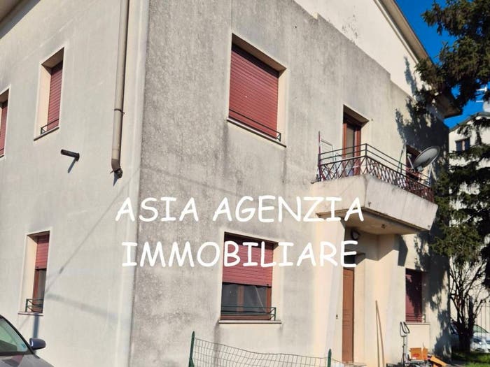 Appartamento quadrilocale in vendita in Via Roma, Centro, Quinzano d'Oglio