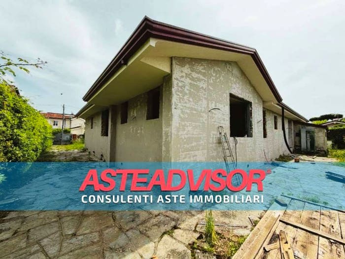 Casa con 6 locali in vendita in Via Piave, Centro, Forte dei Marmi