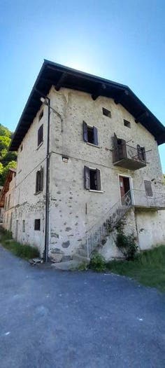 Casa con 5 locali in vendita in Via Cà d'Agneda, Piateda