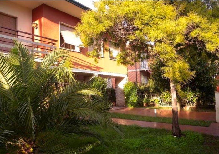 Casa con 6 locali in vendita in Albareto Mulini Nuovi, Modena