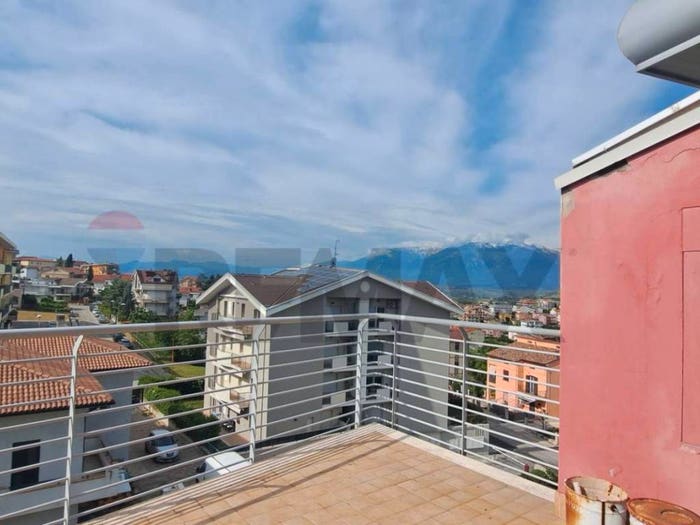Appartamento con 5 locali in vendita in Via Fonte Profice, Castel Frentano