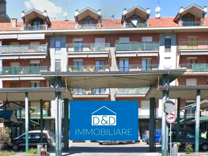 Appartamento bilocale in vendita in Via Roma, Centro, None