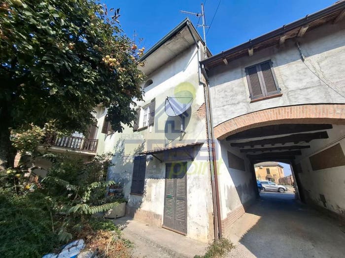 Casa trilocale in vendita in VIA UMBERTO PRIMO, Centro, Castelnuovo Bocca d'Adda