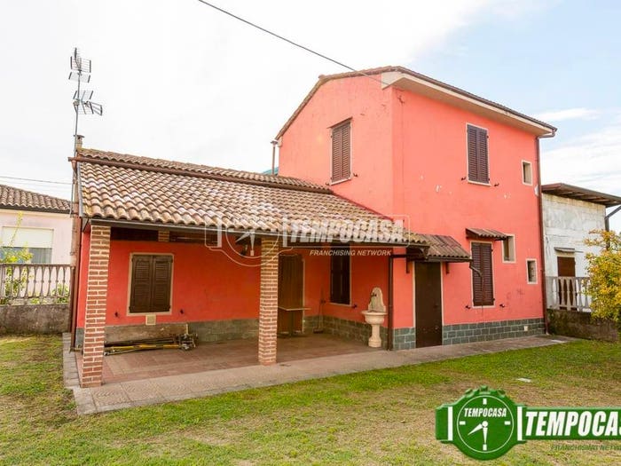 Casa trilocale in vendita in Via Marconi, Centro, Gombito