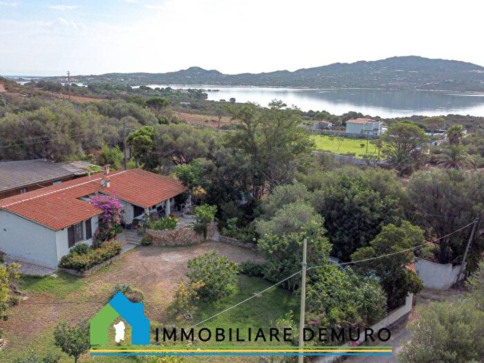 Casa con 5 locali in vendita in Via del Timone, Cugnana, Olbia