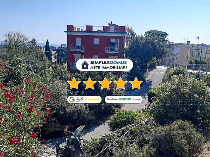 Appartamento con 5 locali in vendita in Viale Niccolai, Centro, Corridonia