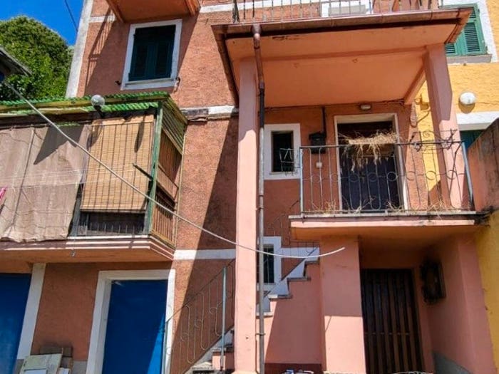 Casa quadrilocale in vendita in Località Caprili, Montebruno