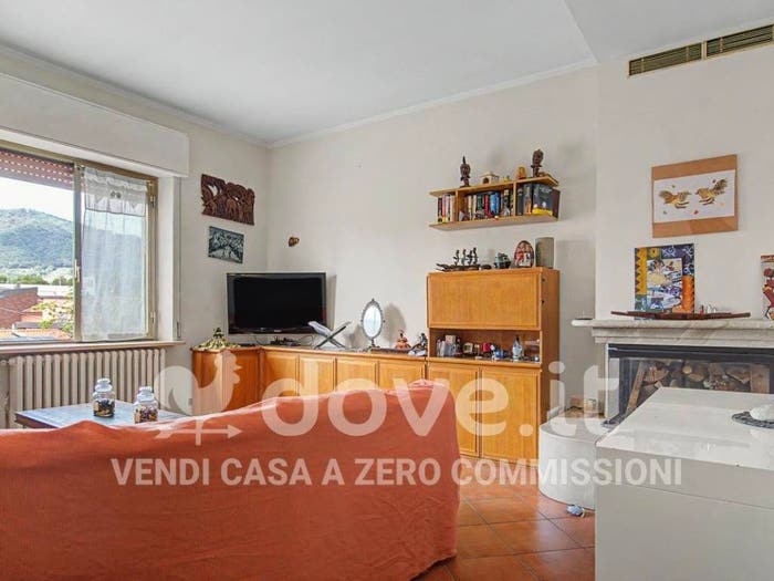 Appartamento trilocale in vendita in Via Viandasso, Centro, Ranica