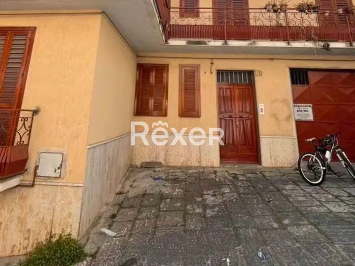 Appartamento trilocale in vendita in Via Sortino, Militello in Val di Catania