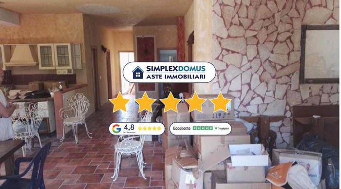 Casa con 6 locali in vendita in Cda Agnone, Augusta