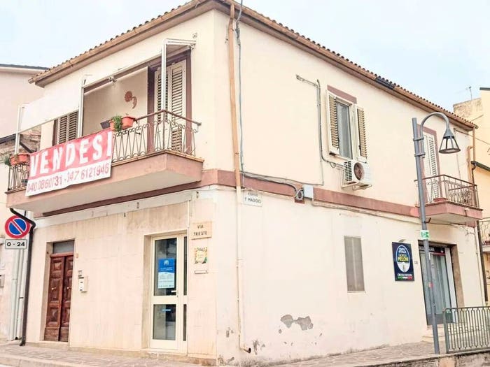 Appartamento trilocale in vendita in Via Trieste, Centro, Scafa