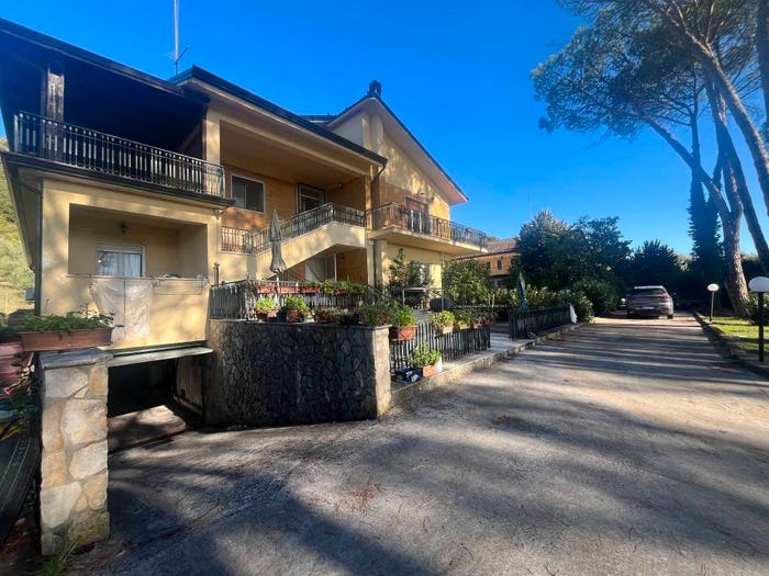 Casa con 6 locali in vendita in Via Cavallara, Cavallara, Castrocielo