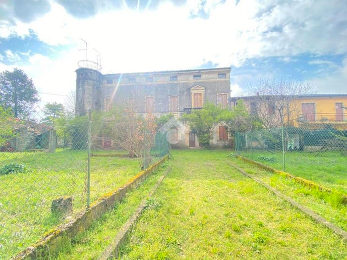 Casa con 6 locali in vendita in Via lago di garda, Marchesino Bovo, Buttapietra