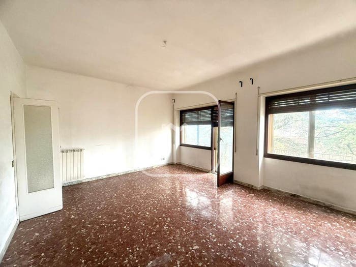 Appartamento quadrilocale in vendita in Via della Fontana, Centro, Colonna