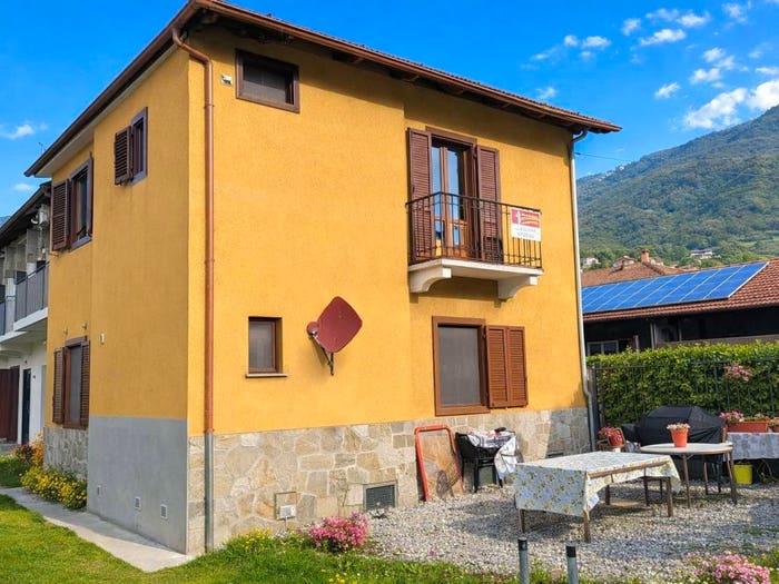 Appartamento trilocale in vendita in Via Carretto, Centro, Condove